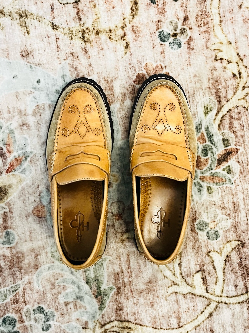 Unique Cole Haan Men's Tan Leather and Suede Penny Loafers - like new   Size 9.5